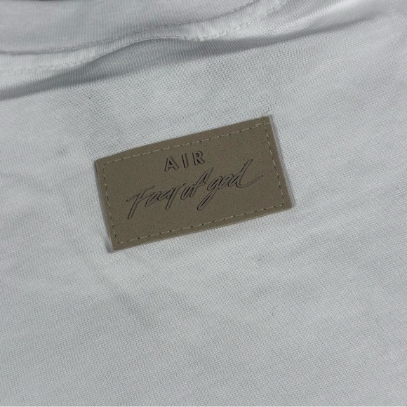 FEAR OF GOD X NIKE T SHIRT MEDIUM - Picture 6 of 6